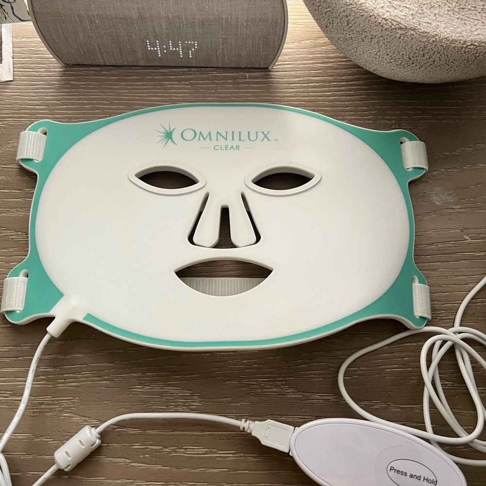 Omnilux Clear Mask